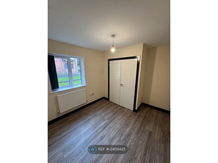 2 Bedroom Flat To Rent In Burgess Road, Leicester, LE2
