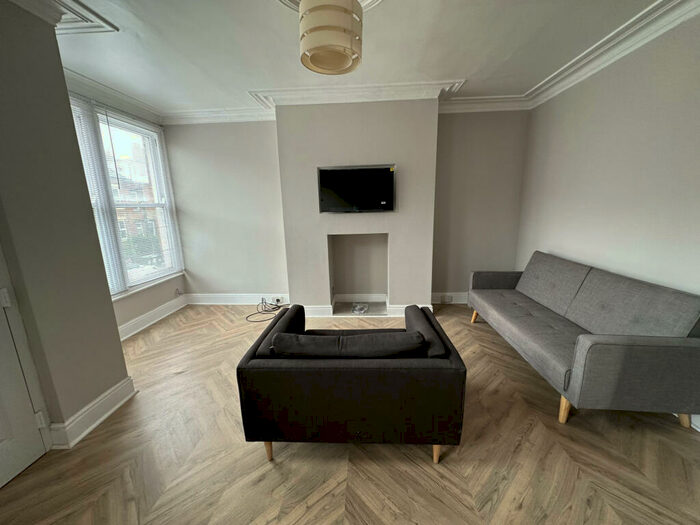 2 Bedroom Terraced House To Rent In Beechwood Terrace, Leeds, West Yorkshire, LS4