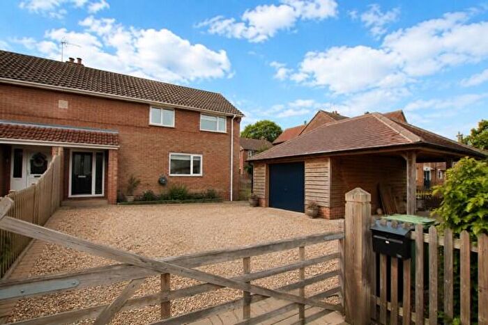3 Bedroom Semi Detached House For Sale In Bakers Lane, Bassingham, LN5