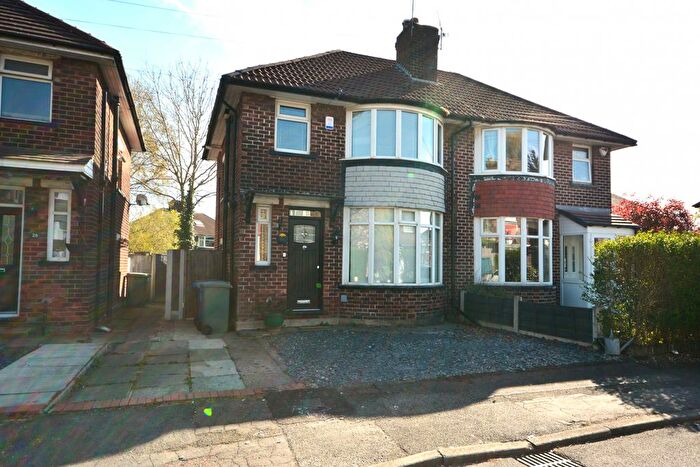 3 Bedroom Semi-Detached House To Rent In Conway Avenue, Whitefield, Manchester, M45