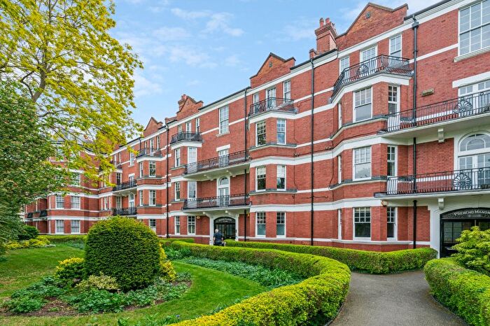 4 Bedroom Flat For Sale In Prebend Mansions, Chiswick High Road, W4