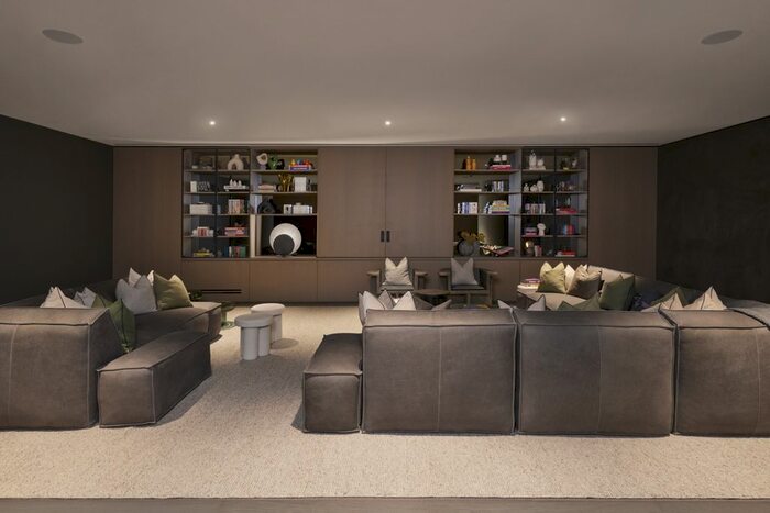 2 Bedroom Flat To Rent In The Broadway, Westminster, SW1H