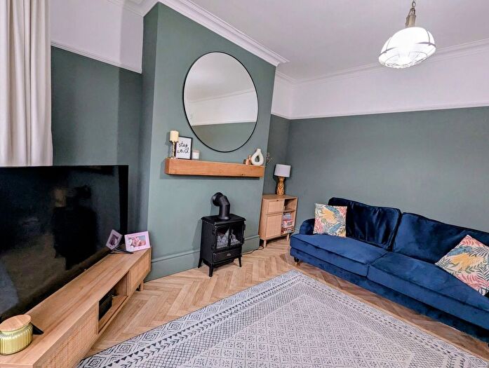 3 Bedroom Semi-detached House For Sale In Harton Lane, South Shields, NE34