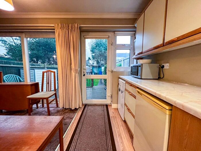 2 Bedroom Terraced House For Sale In Berkeley Drive, West Molesey, KT8