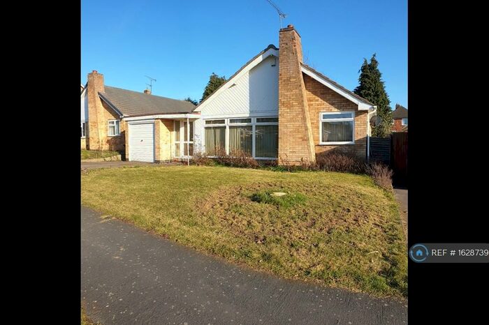 3 Bedroom Bungalow To Rent In Launde Road, Oadby, Leicester, LE2