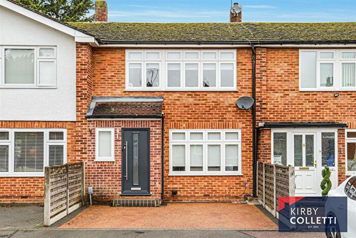 3 Bedroom Terraced House For Sale In Sawells, Broxbourne, EN10