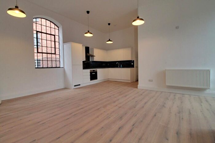 2 Bedroom Apartment To Rent In Tennial Wharf, Ludgate Hill, Jewellery Quarter, B3