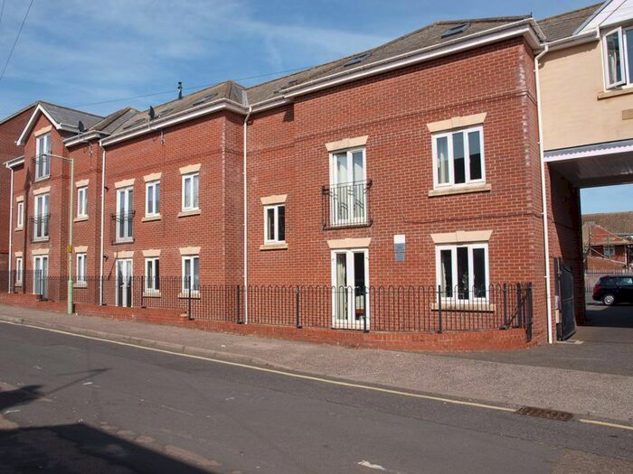 2 Bedroom Flat To Rent In Wollaston Road, Lowestoft, NR32