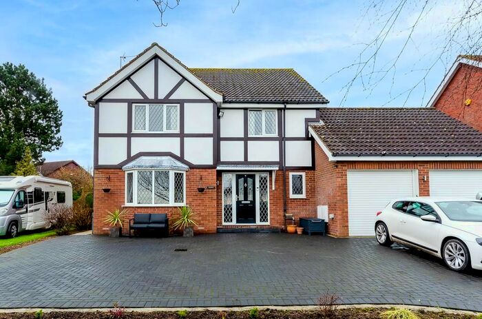 4 Bedroom Detached House For Sale In Jubilee Lane, Burton Pidsea, Hull, HU12