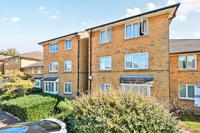 1 Bedroom Apartment For Sale In Malyons Road, London, SE13