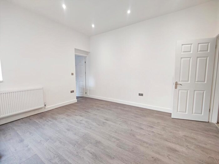 3 Bedroom House To Rent In Wood End Lane, Erdington, B24