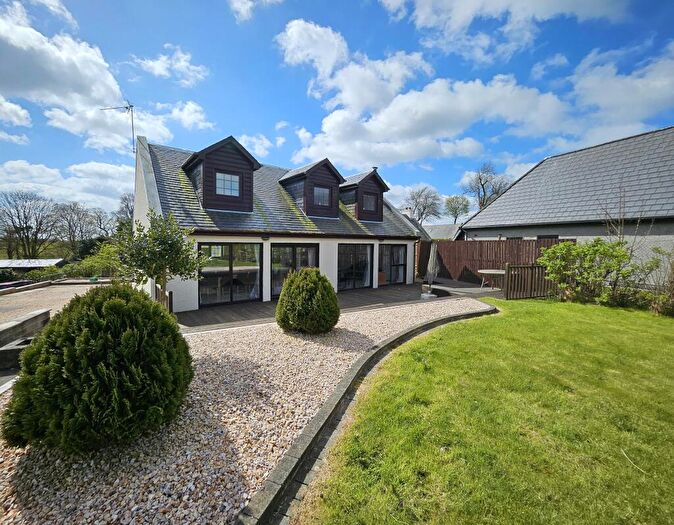 6 Bedroom Detached House For Sale In Kyleakin Cottage, Halket Road, Lugton, Kilmarnock, KA3