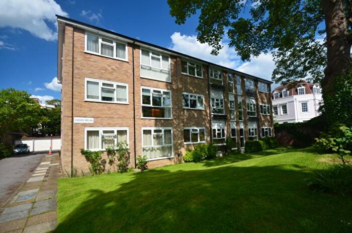 2 Bedroom Flat To Rent In Gilesmead, Downside, Epsom, KT18