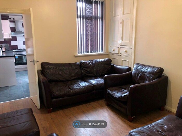 3 Bedroom Terraced House To Rent In Grasmere Street, Leicester, LE2