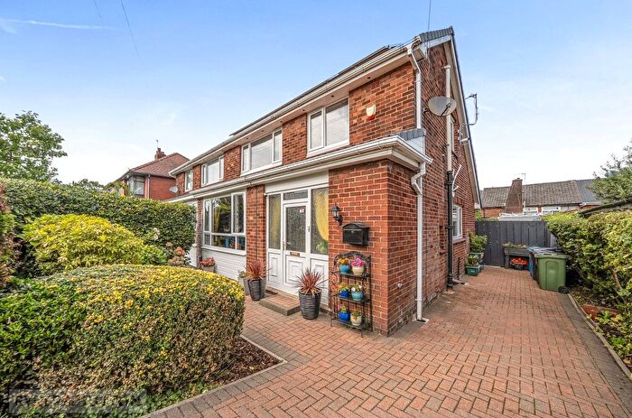 3 Bedroom Semi Detached House For Sale In Edward Road, Shaw, Oldham, Greater Manchester, OL2