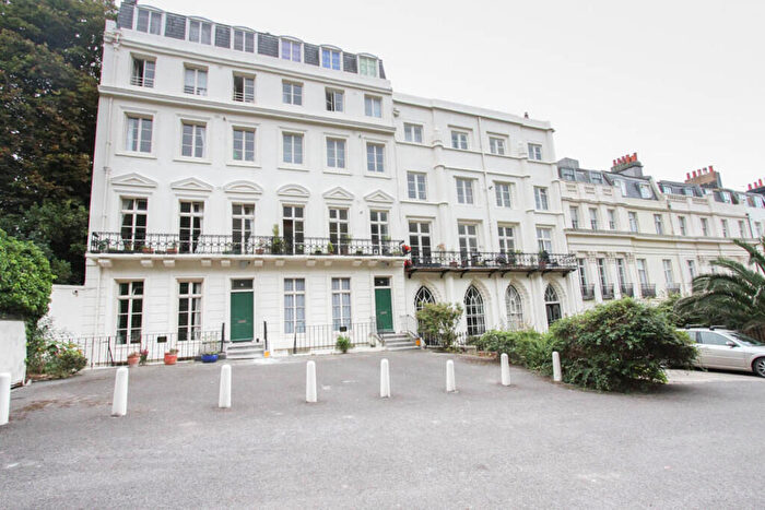 Apartment To Rent In Sillwood Place, Brighton, BN1