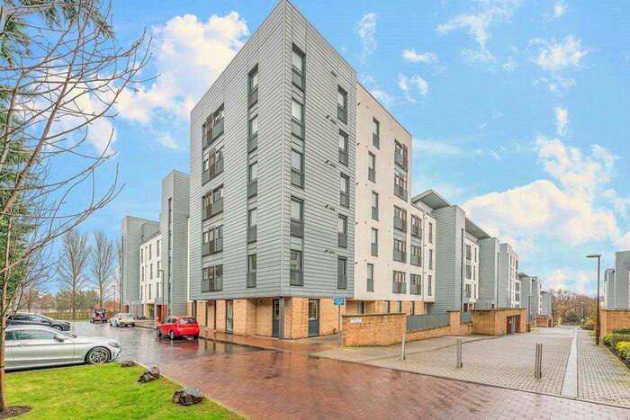 2 Bedroom Flat To Rent In Kimmerghame Terrace, Edinburgh EH4