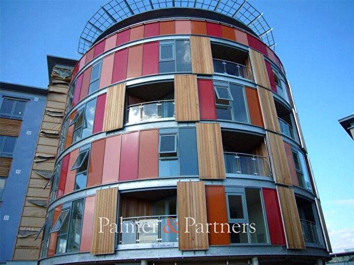 2 Bedroom Apartment To Rent In Quayside Drive, Colchester, Essex, CO2