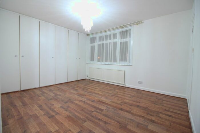 3 Bedroom Terraced House To Rent In Dunholme Road, Edmonton, N9
