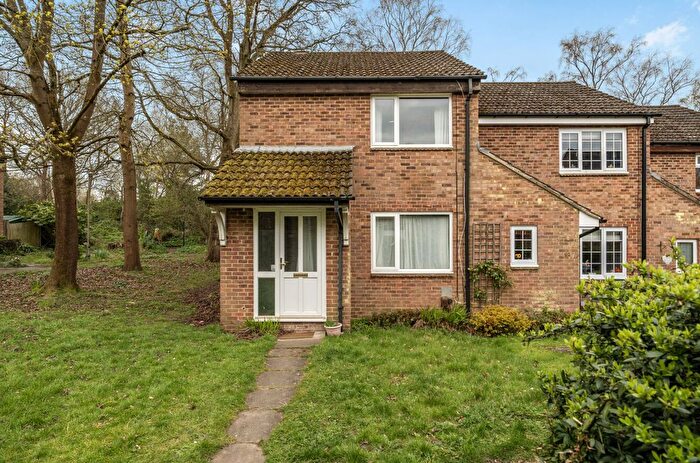 2 Bedroom End Terrace House For Sale In Juniper, Bracknell, Berkshire, RG12