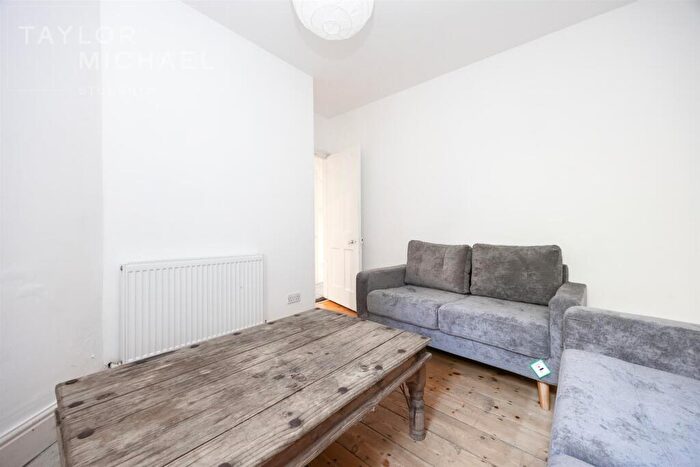 4 Bedroom Terraced House To Rent In Riley Road, Brighton, BN2