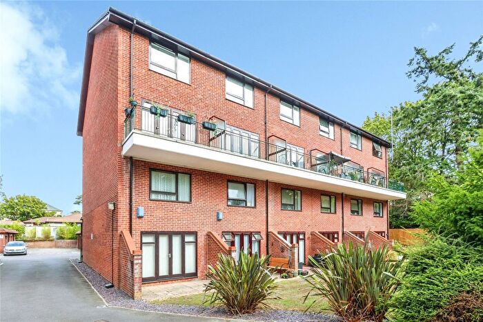 2 Bedroom Flat For Sale In Lindsay Road, Branksome Park, Poole, Dorset, BH13