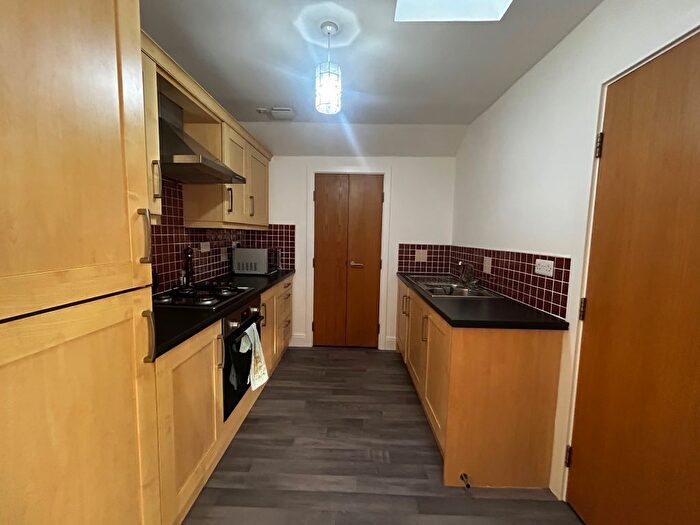 1 Bedroom Flat To Rent In Stepney Road, Burry Port, SA16