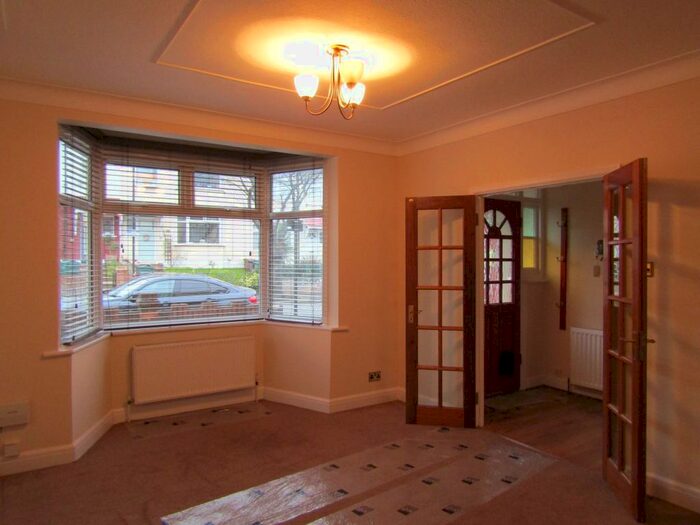 3 Bedroom House To Rent In Bridge End, Walthamstow, London, E17