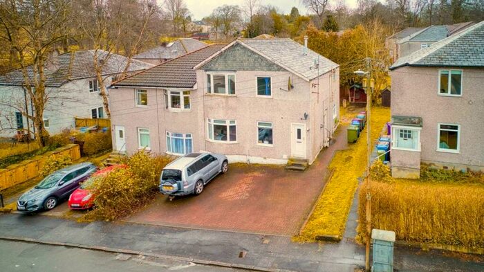 3 Bedroom Flat To Rent In Ferncorft Drive, Croftfoot, G44