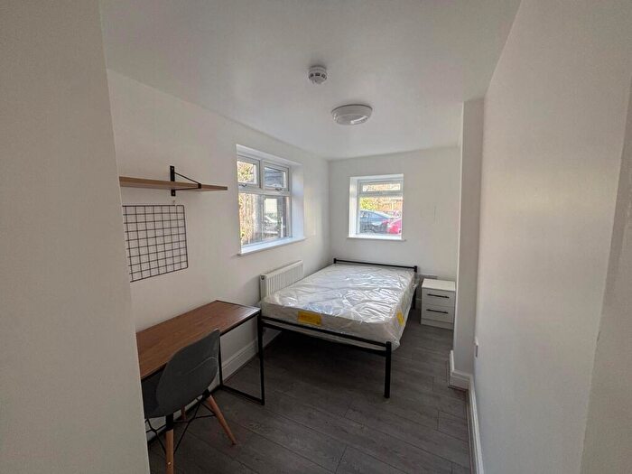 7 Bedroom Flat To Rent In Kensington, Liverpool, L7