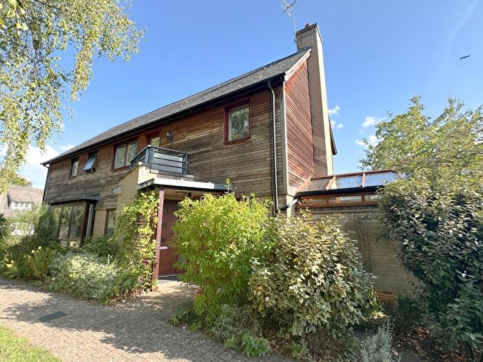 3 Bedroom Semi-detached House To Rent In Halatte Gardens, Great Shelford, Cambridge, CB22