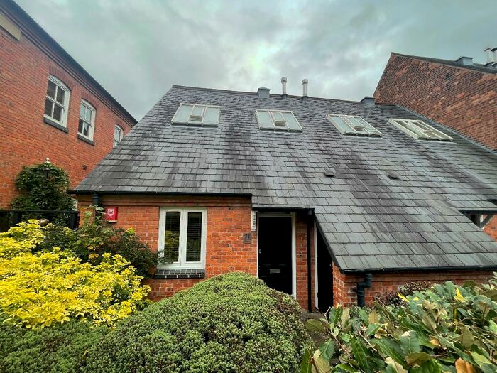 2 Bedroom End Of Terrace House To Rent In Station Road, Harborne, Birmingham, B17