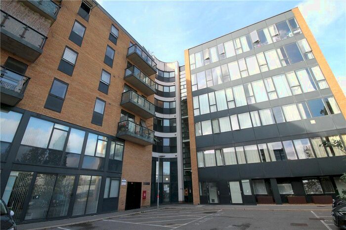 1 Bedroom Flat To Rent In Durnsford Road, London, SW19