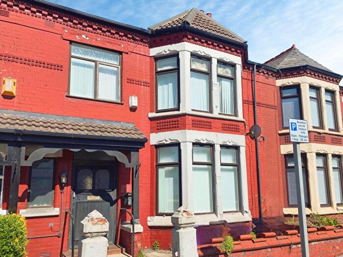 6 Bedroom Terraced House For Sale In Queens Drive, Anfield, Liverpool, L4