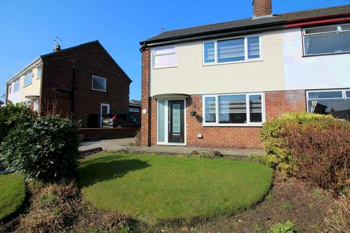 3 Bedroom Semi-Detached House To Rent In Greenhill Road, Bury, BL8