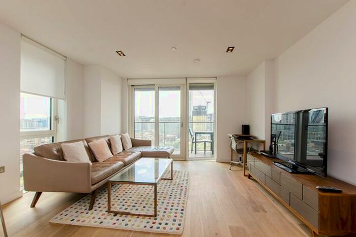 3 Bedroom Flat To Rent In Avantgarde Place, Shoreditch, London, E1