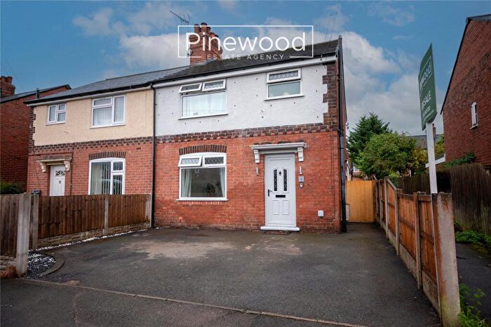 3 Bedroom Semi-Detached House For Sale In The Nook, Mancot, CH5