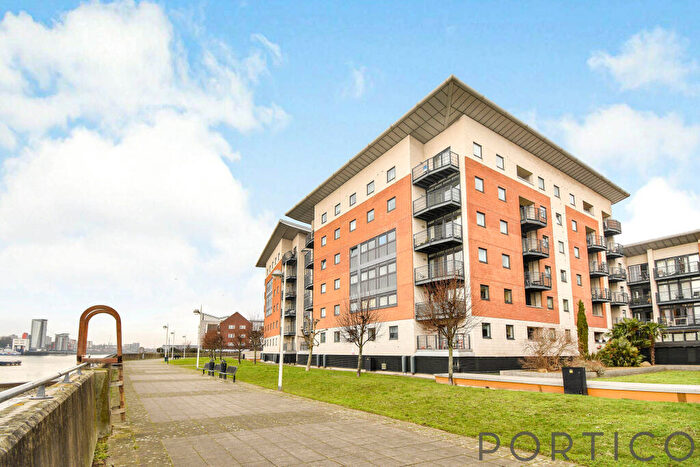 1 Bedroom Flat To Rent In Lowestoft Mews, Royal Docks, E16