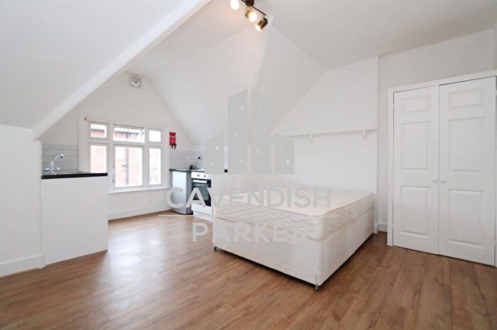 Studio To Rent In Lambolle Road, Belsize Park, London, NW3