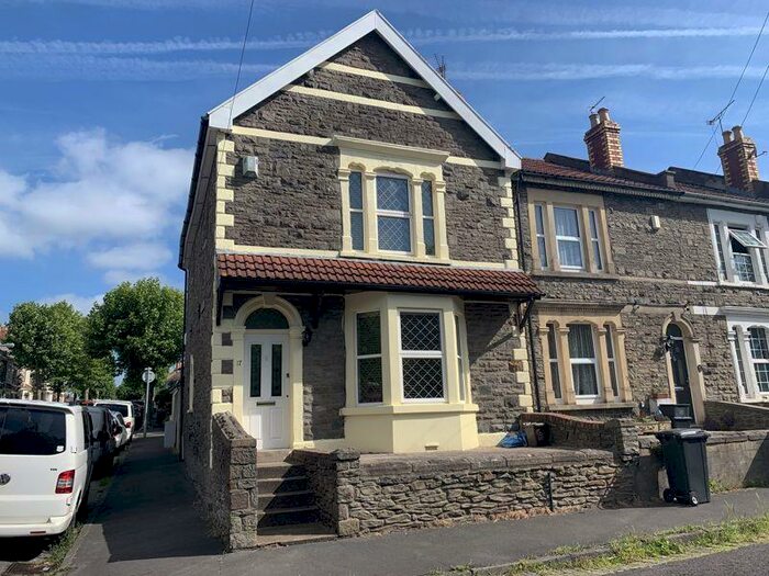 3 Bedroom End Of Terrace House To Rent In Railway Terrace Fishponds, BS16