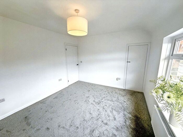 2 Bedroom Semi-Detached House For Sale In Exeter Road, Wallsend, NE28