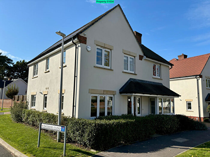 3 Bedroom Detached House To Rent In Swords Drive, Crowthorne, RG45