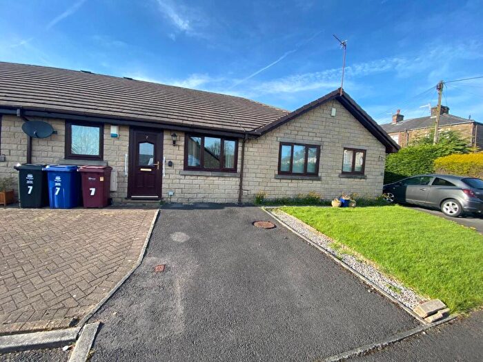 2 Bedroom Bungalow To Rent In Brow View, Burnley, BB10