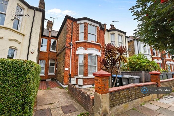 2 Bedroom Flat To Rent In Holland Road, London, NW10