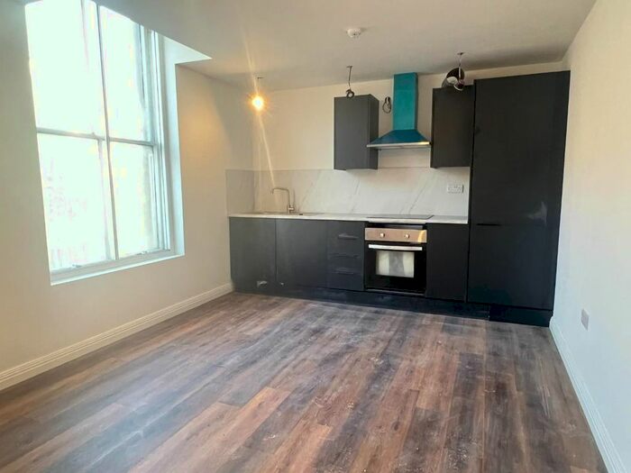 Studio To Rent In Queen Square, Wolverhampton, WV1