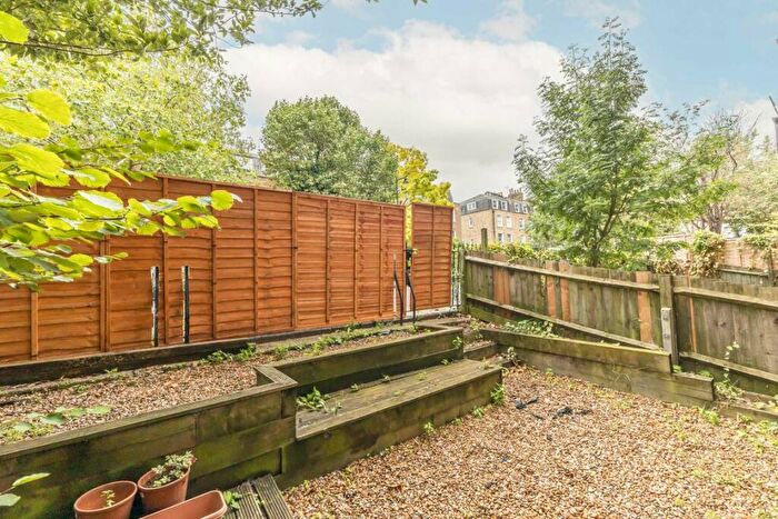 1 Bedroom Flat For Sale In Copenhagen Street, Islington, N1