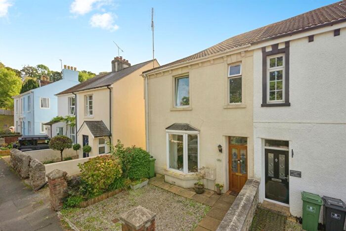 3 Bedroom End Of Terrace House For Sale In Fore Street, Plymouth, PL7
