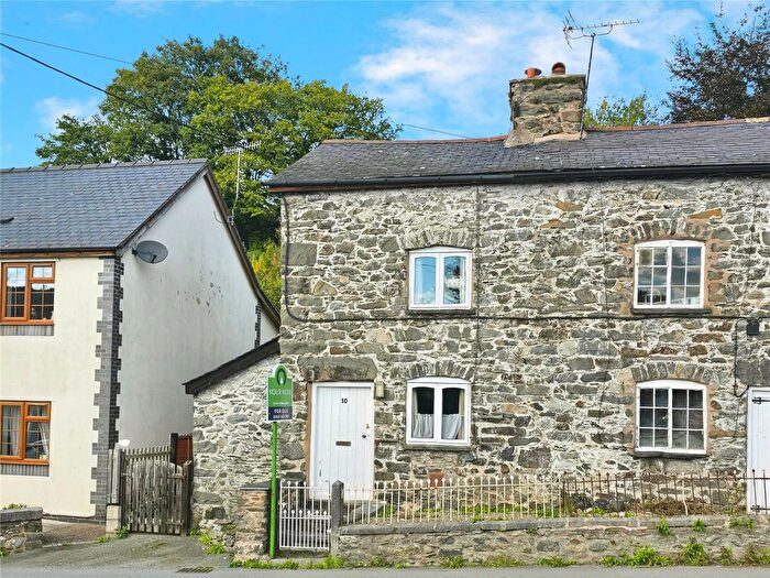 1 Bedroom End Terrace House For Sale In Park Street, Llanrhaeadr Ym Mochnant, Oswestry, Powys, SY10