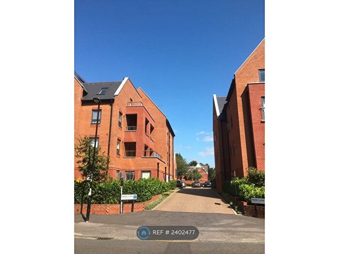 2 Bedroom Flat To Rent In Hulse Road, Southampton, SO15