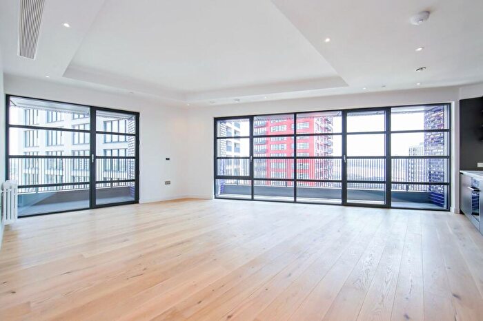 1 Bedroom Apartment To Rent In Bridgewater House, Lookout Lane, London, E14